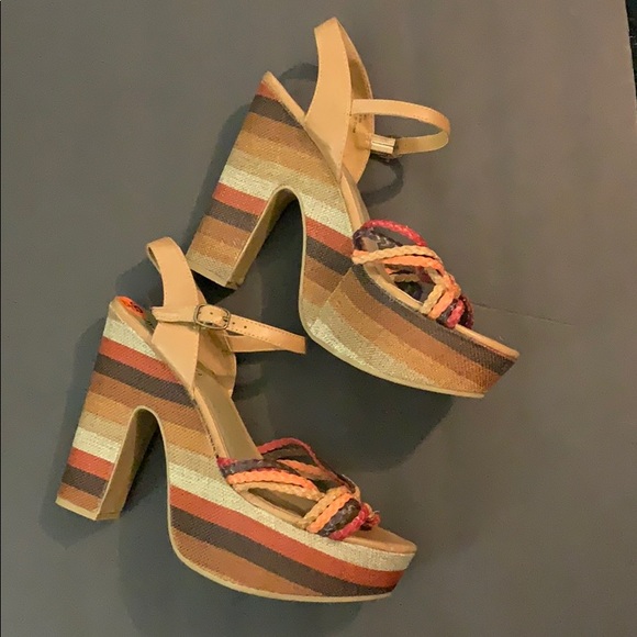 Steve Madden Shoes - NWOT Madden Girl Multicolored Boho Wedges Sz 9.5